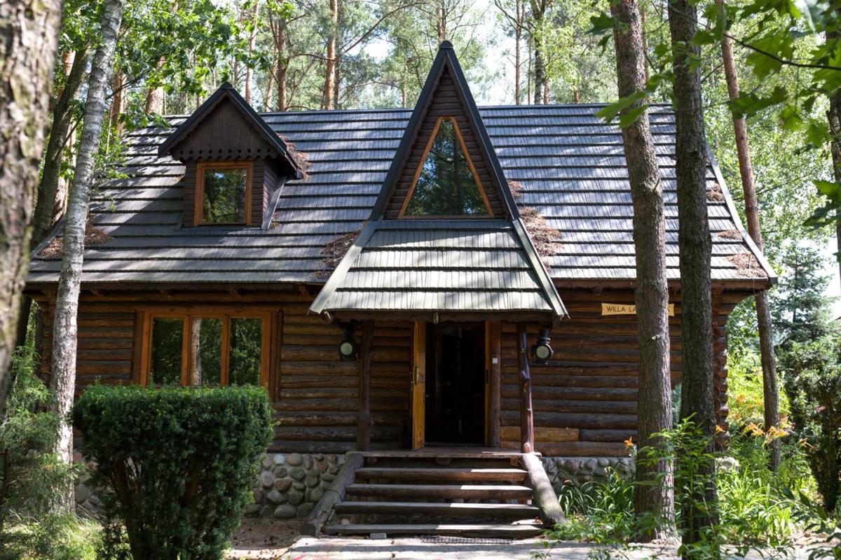 Klimatyczne Domki - Caloroczne Radomsko Exteriör bild