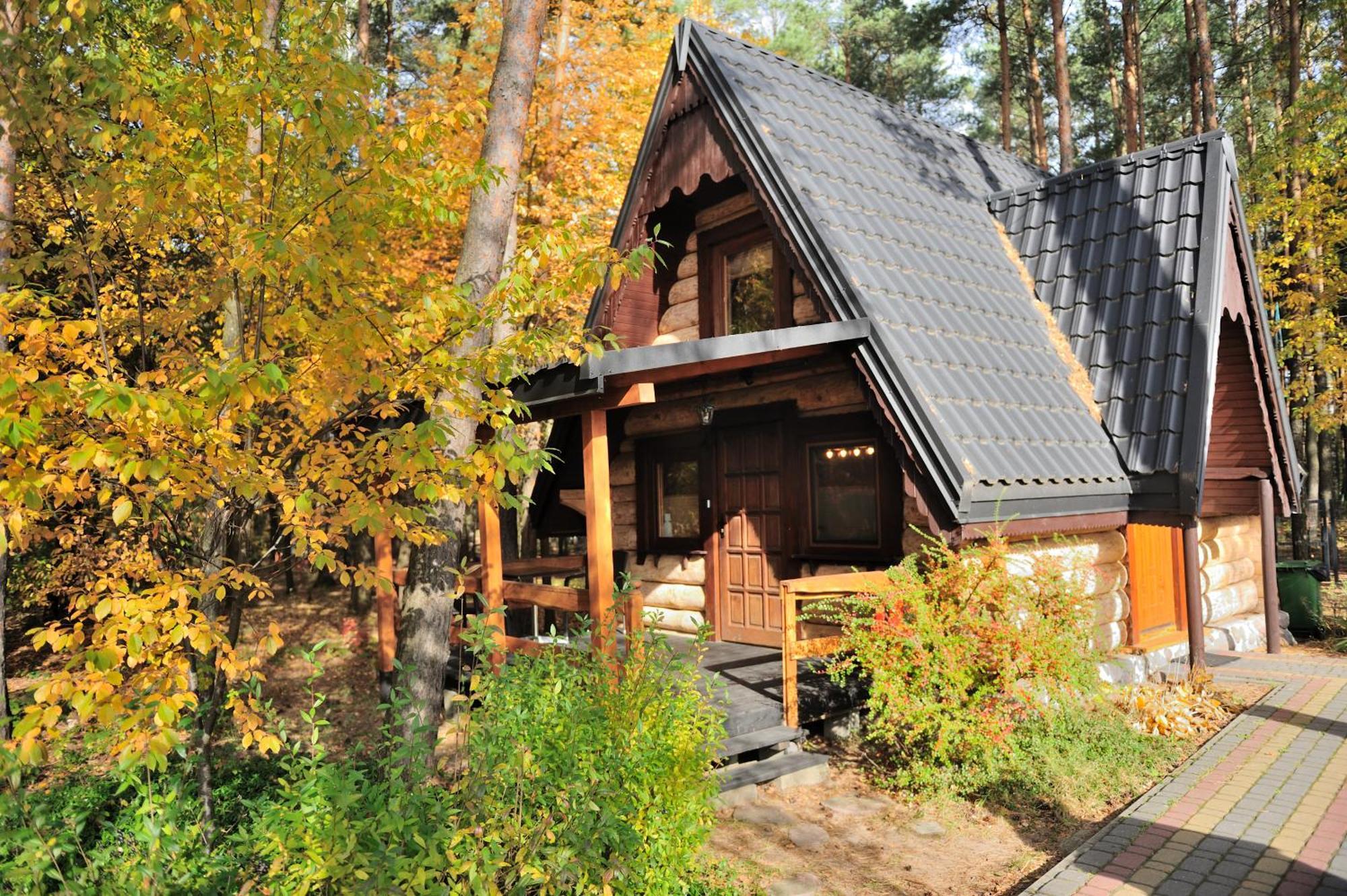 Klimatyczne Domki - Caloroczne Radomsko Exteriör bild